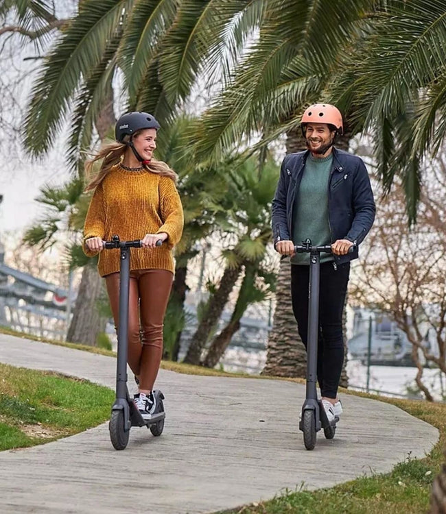 Segway-Ninebot Kickscooter E45E lifestyle